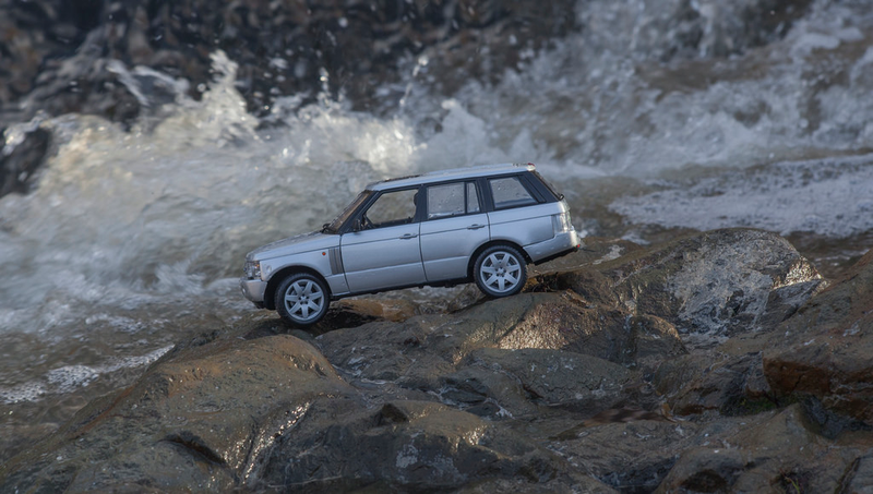 Illustration for article titled LaLD Car Week: Range Rover L322 by Ertl